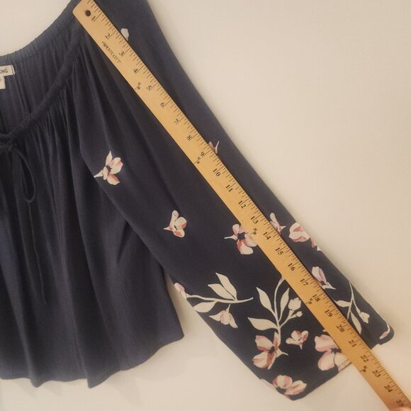 Billabong Floral Off the Shoulder Long Sleeve Top Light It Up Black Large NEW - Picture 14 of 14